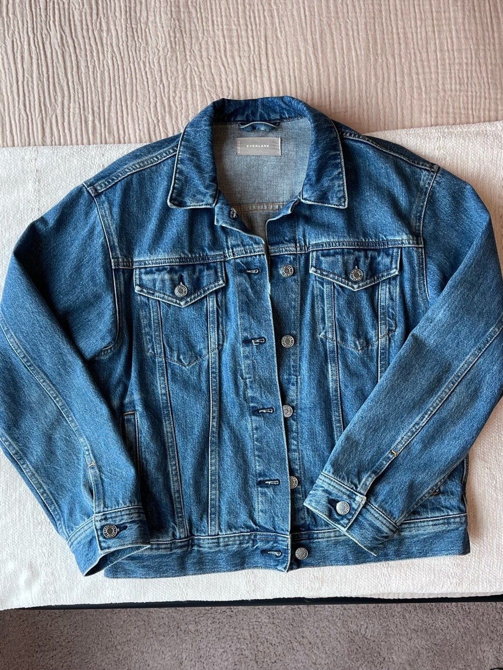 Like new Everlane Denim Jacket